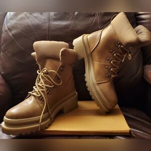 Boot (Irrah) from Journee collection